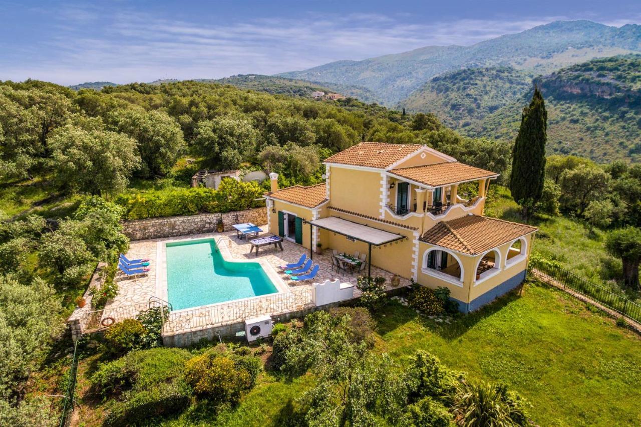 Villa Vingla By Villa Plus 卡西奥皮 外观 照片